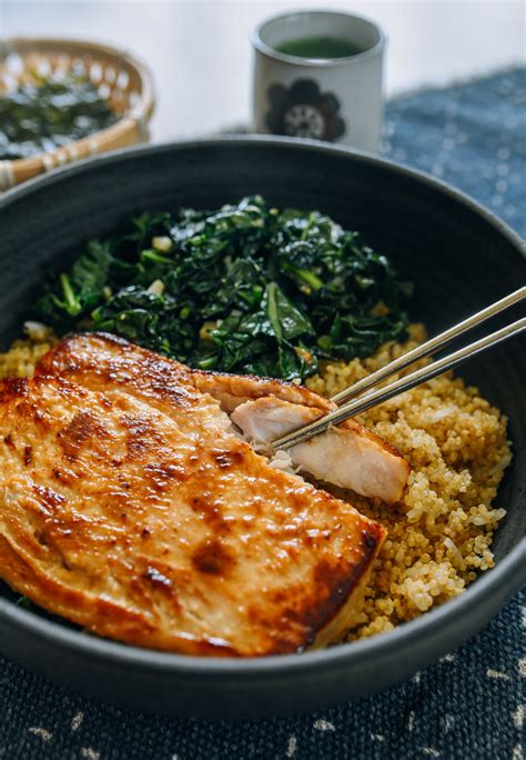 Miso Fish (Just 4 Ingredients!) .